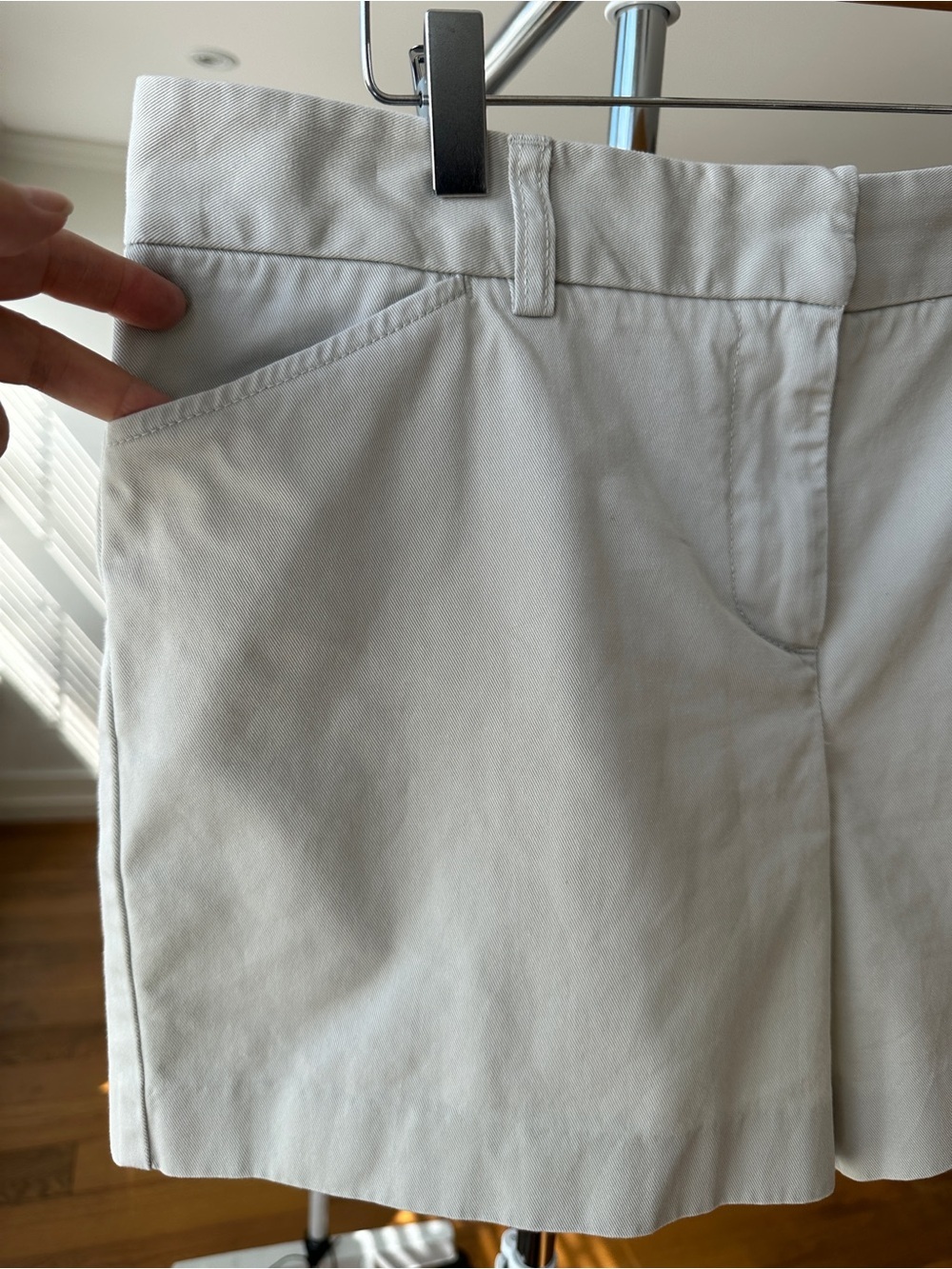 J Crew Classic Women's Shorts, “Favourite Fit”, High-rise, Light Tan, 💯 Cotton